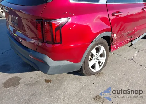 2021 Kia Sorento Lx z USA, uszkodzony, nr VIN 5XYRG4LCXMG002032